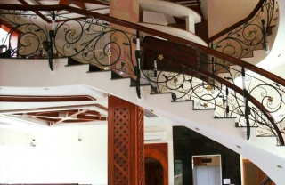 Cầu thang sắt nghệ thuật Châu Âu MDSCA12